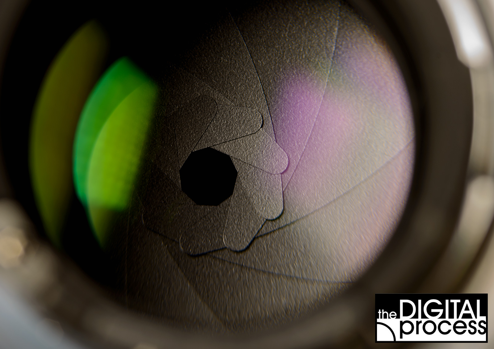 aperture-blades-on-a-nikkor-lens