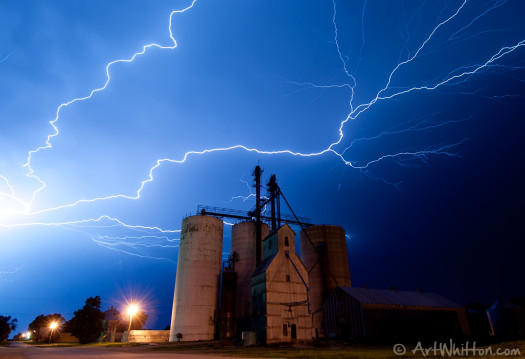 Lightning in Chester NE by Art Whitton